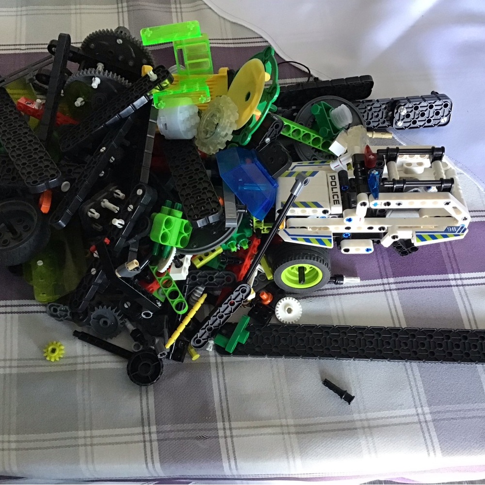 Vex Robotics Blocks Set - Multicolor - Picture 2 of 2